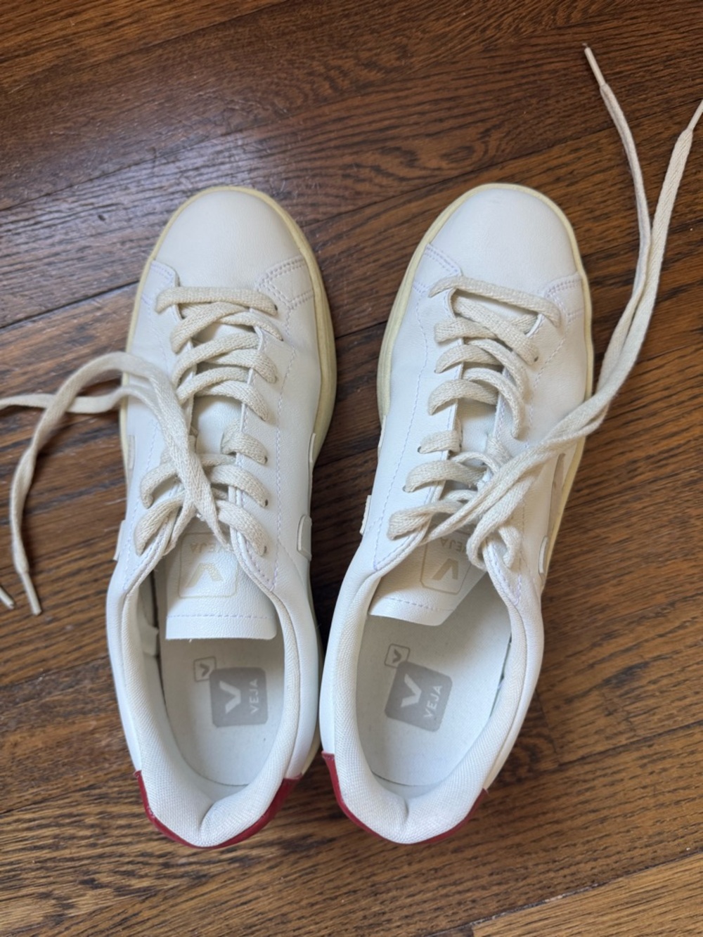 Veja V-10 Limited Edition - Picture 5 of 9